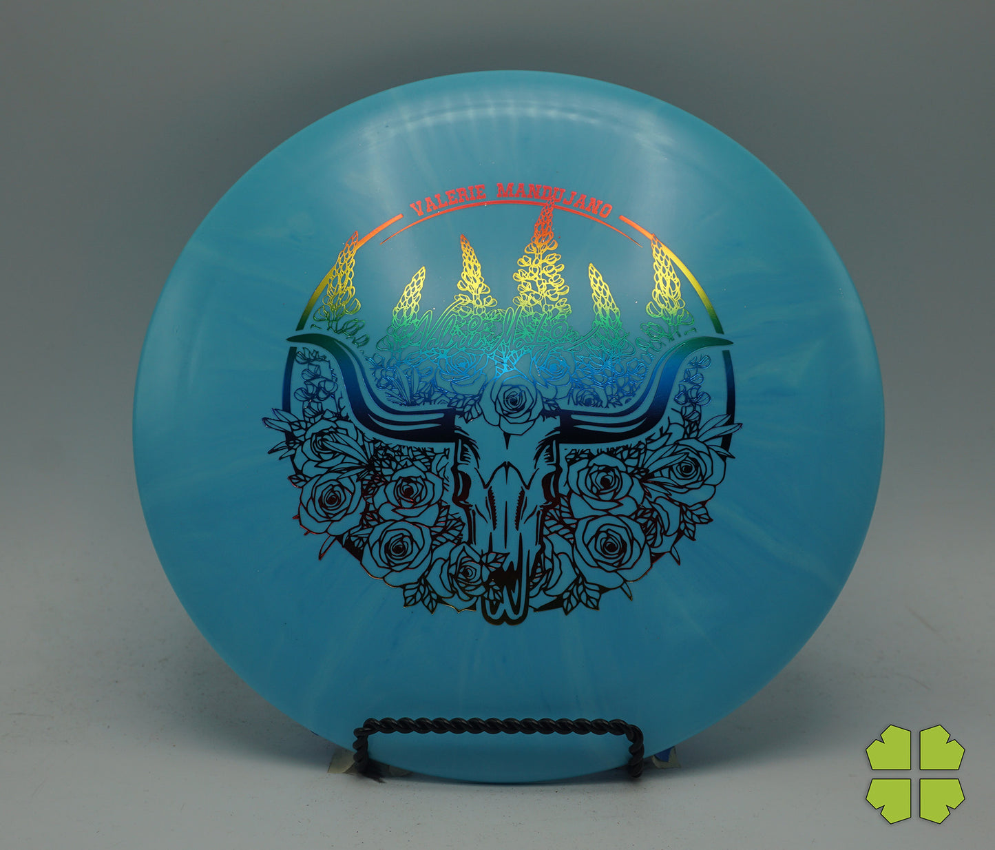 Evader - 2022 Valerie Mandujano Fuzion Burst