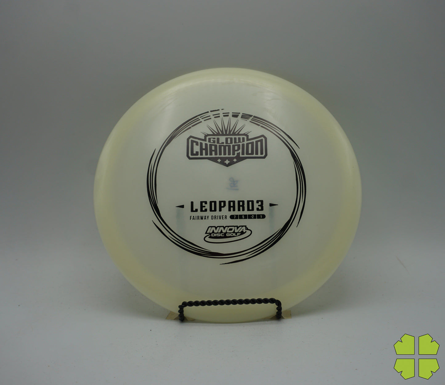 Champion Glow Leopard3